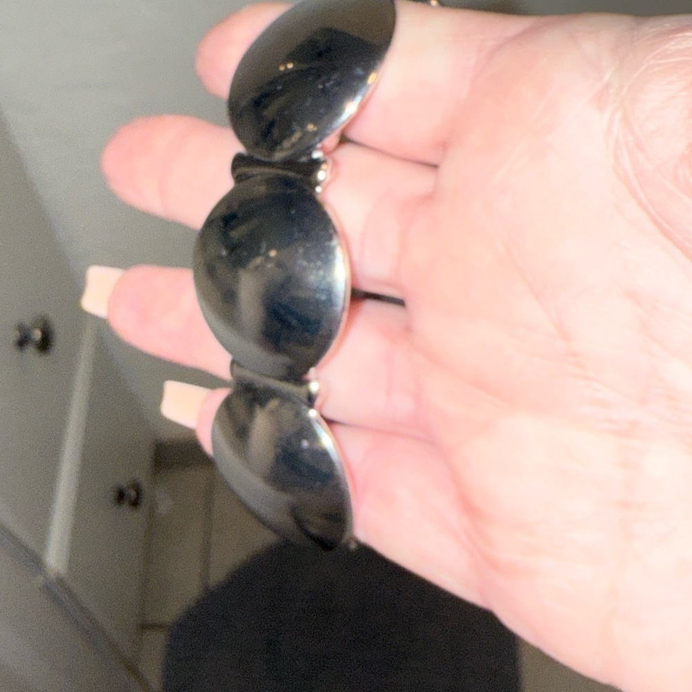 Modernist Large Oval Link Stretch Bracelet - Silver Tone - Picture 6 of 8